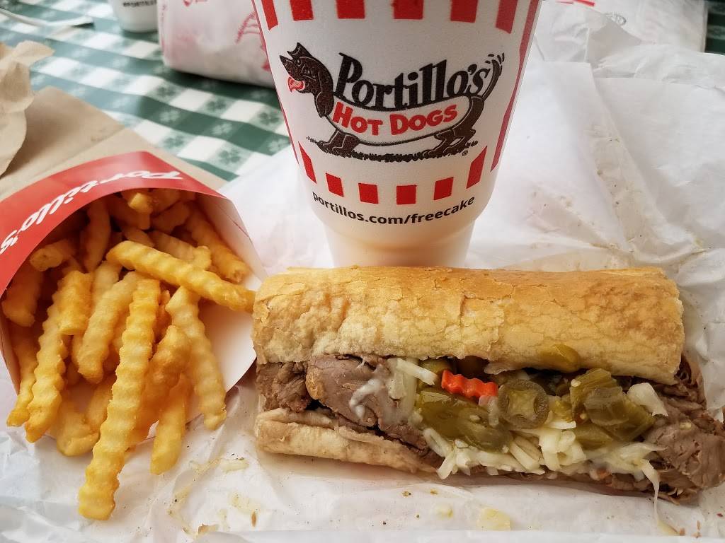 Portillos Hot Dogs | meal takeaway | 1500 Busse Highway, Elk Grove Village, IL 60007, USA | 8472286677 OR +1 847-228-6677