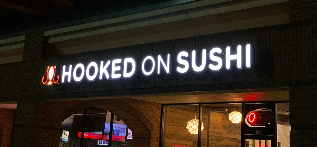 Hooked on Sushi | restaurant | 4750 Bryant Irvin Rd Unit 842, Fort Worth, TX 76132, USA | 8173700685 OR +1 817-370-0685