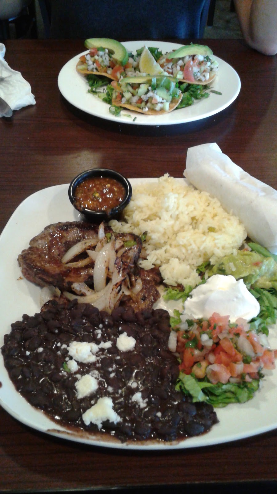 Wild Roadrunner Restaurant | restaurant | 2440 Adobe Rd #114, Bullhead City, AZ 86442, USA | 9287041276 OR +1 928-704-1276