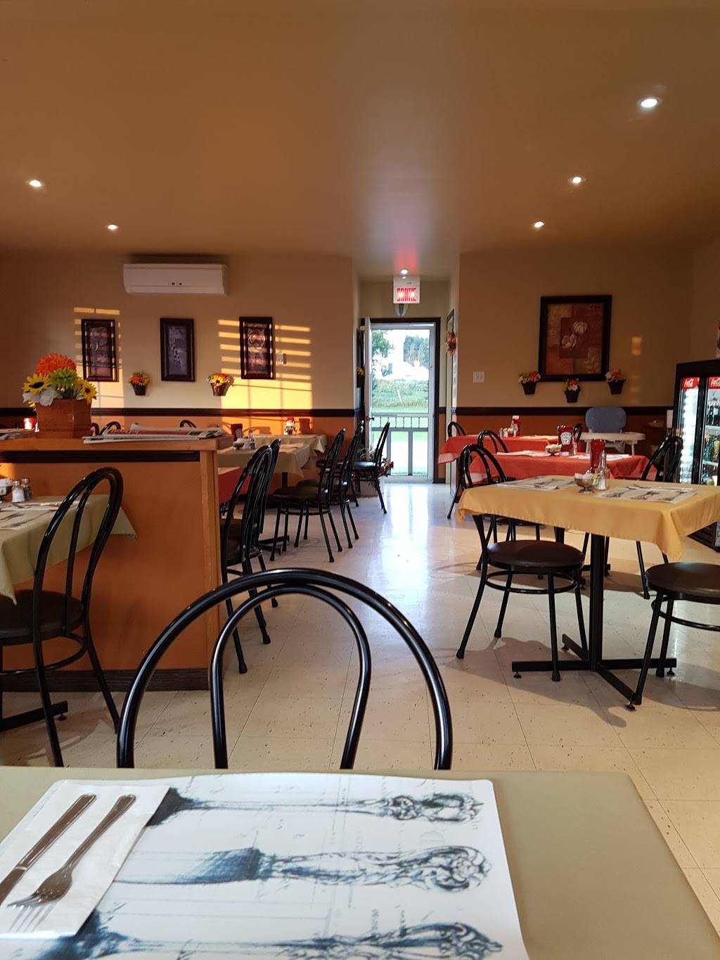 Resto au coin | restaurant | 1418 QC-309, Notre-Dame-de-la-Salette, QC J0X 2L0, Canada | 8197662656 OR +1 819-766-2656