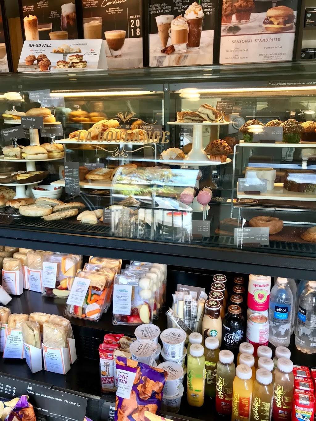 Starbucks | cafe | 607 E Main St A, Ventura, CA 93001, USA | 8056482489 OR +1 805-648-2489