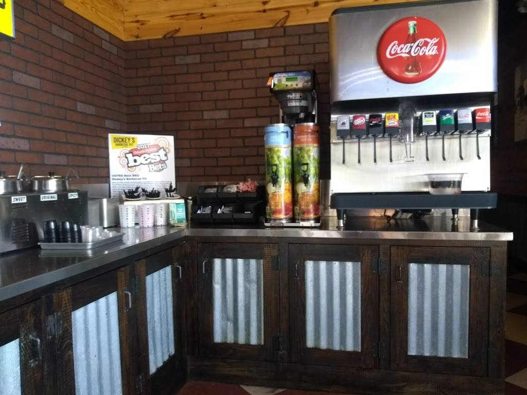 Dickeys Barbecue Pit | restaurant | 599 S Chickasaw Trail Ste 400, Orlando, FL 32825, USA | 4076746420 OR +1 407-674-6420