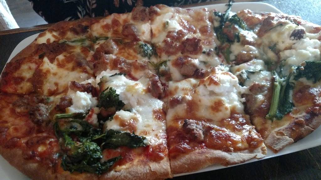 Pie | restaurant | 120 Central Blvd, Bethany Beach, DE 19930, USA | 3025392600 OR +1 302-539-2600