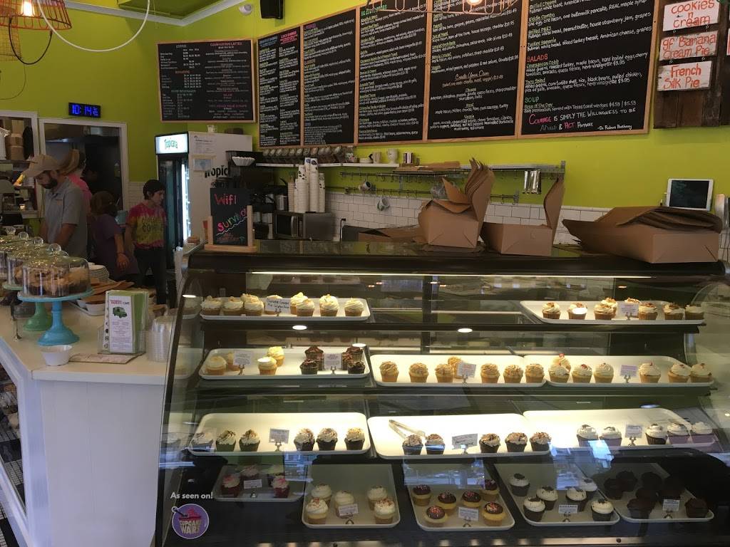 Courageous Bakery & Cafe | cafe | 736 Lake St, Oak Park, IL 60301, USA | 7088942253 OR +1 708-894-2253