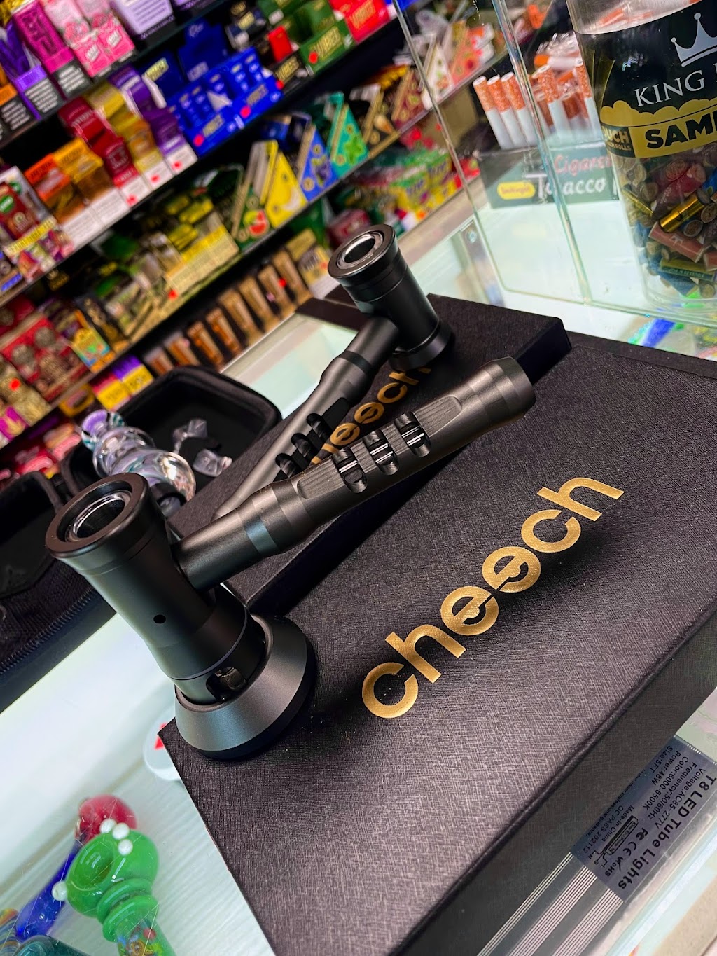 Super Puffs Smoke Shop | meal takeaway | 600 Theodore St, Joliet, IL 60435, USA | 7792064444 OR +1 779-206-4444