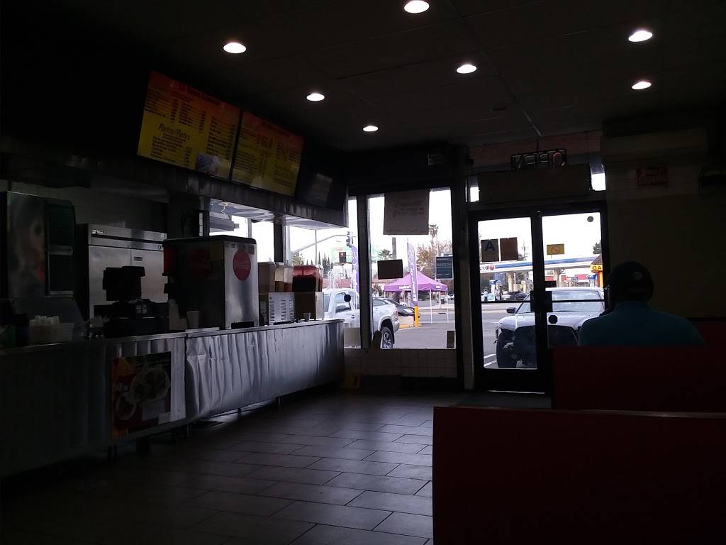 El Taco Llama | restaurant | 16858 Sherman Way, Van Nuys, CA 91406, USA | 8189979360 OR +1 818-997-9360