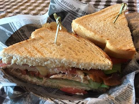 Chicago Pizza | meal takeaway | 665 US-17 BUS B, Surfside Beach, SC 29575, USA | 8432389200 OR +1 843-238-9200