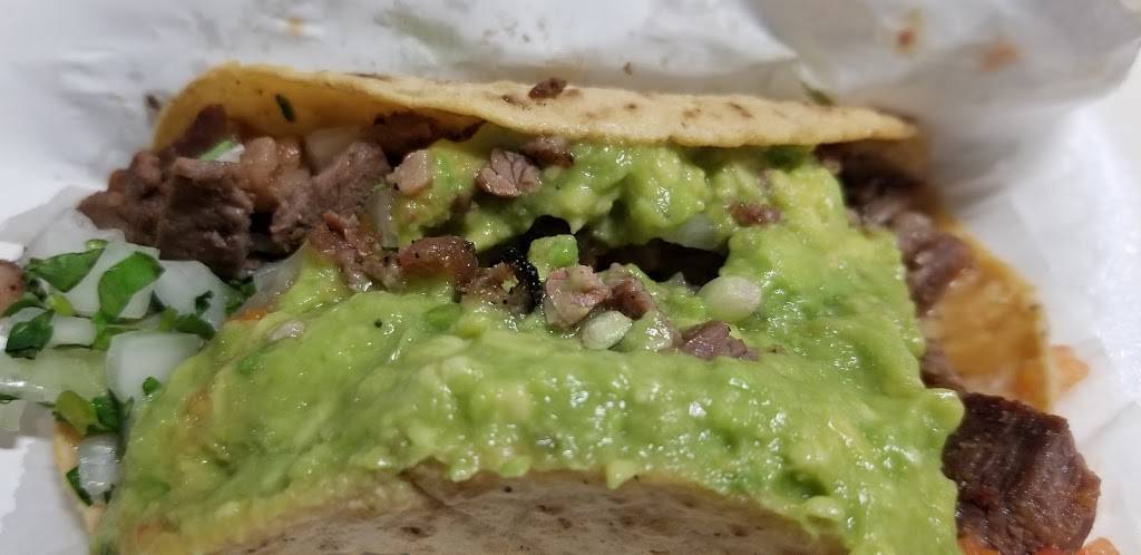 Tacos el gordo insurgentes | restaurant | Av de los Insurgentes 388, Guaycura, 22216 Tijuana, B.C., Mexico | 016644256083 OR +52 664 425 6083