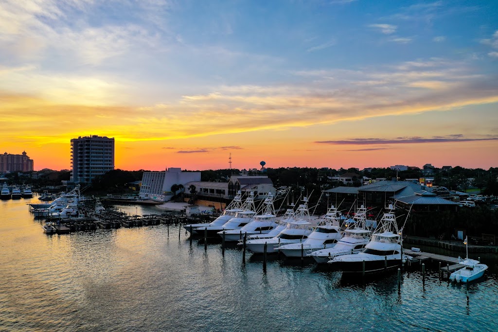 Boshamps Seafood and Oyster House | restaurant | 414 Harbor Blvd, Destin, FL 32541, USA | 8504247406 OR +1 850-424-7406