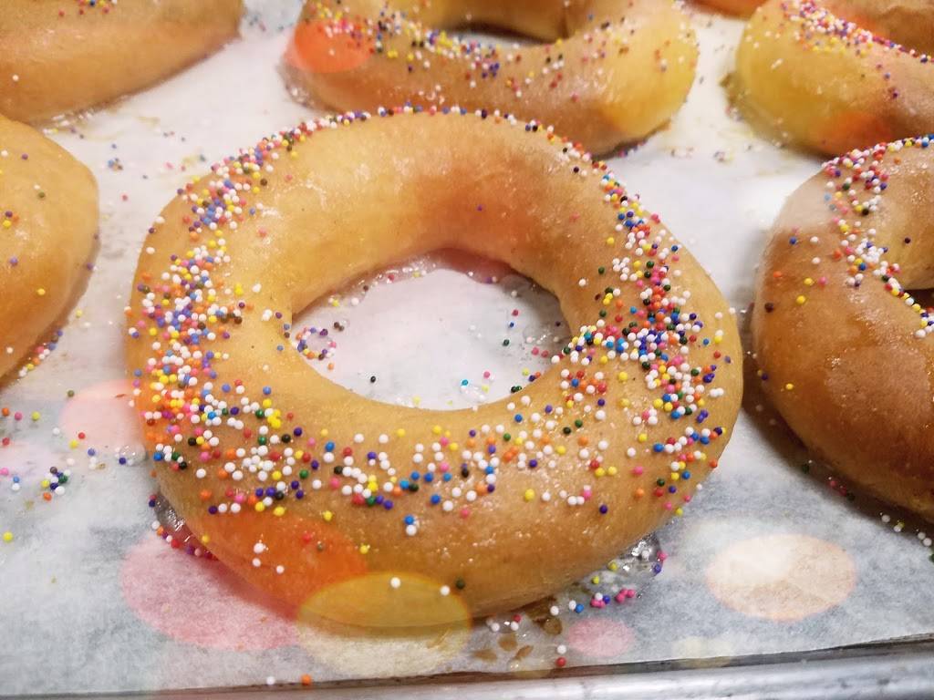 Zimatlan Bakery & Deli | bakery | 1291 Fremont Blvd, Seaside, CA 93955, USA | 8318991540 OR +1 831-899-1540