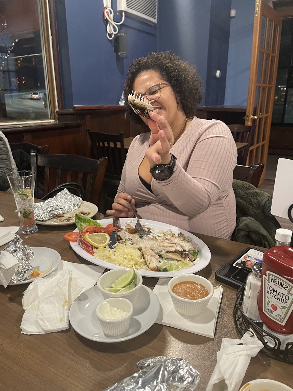 El Marinero | restaurant | 137 Kilvert St, Warwick, RI 02886, USA | 4012199630 OR +1 401-219-9630