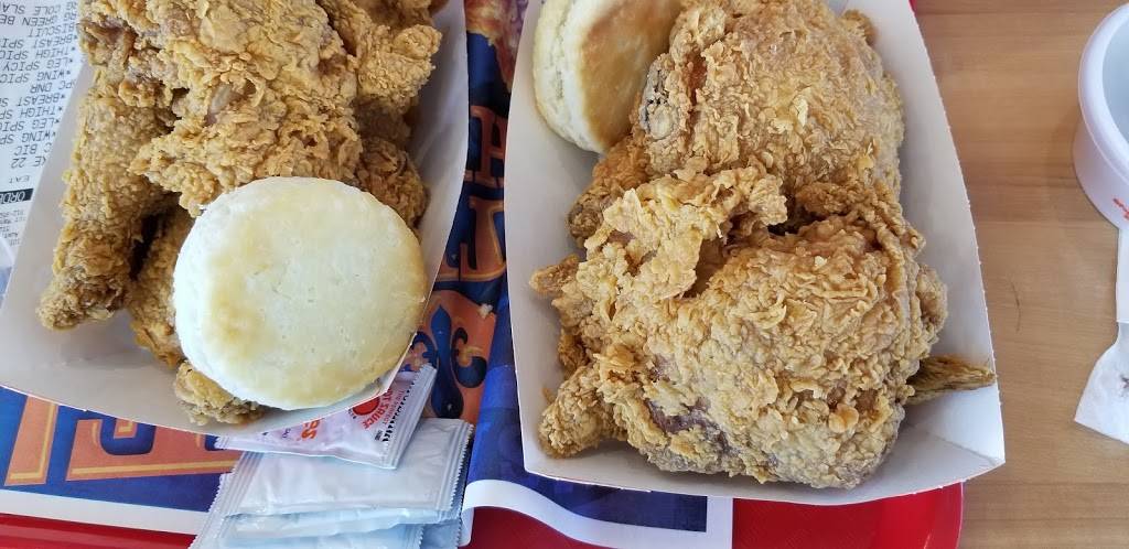Popeyes Louisiana Kitchen | restaurant | 2101 W Ben White Blvd, Austin, TX 78704, USA | 5126892389 OR +1 512-689-2389