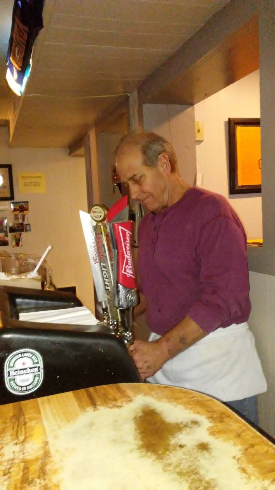 River Rock Restaurant | restaurant | 1263 W Riverside Dr, Salem, VA 24153, USA | 5403895044 OR +1 540-389-5044