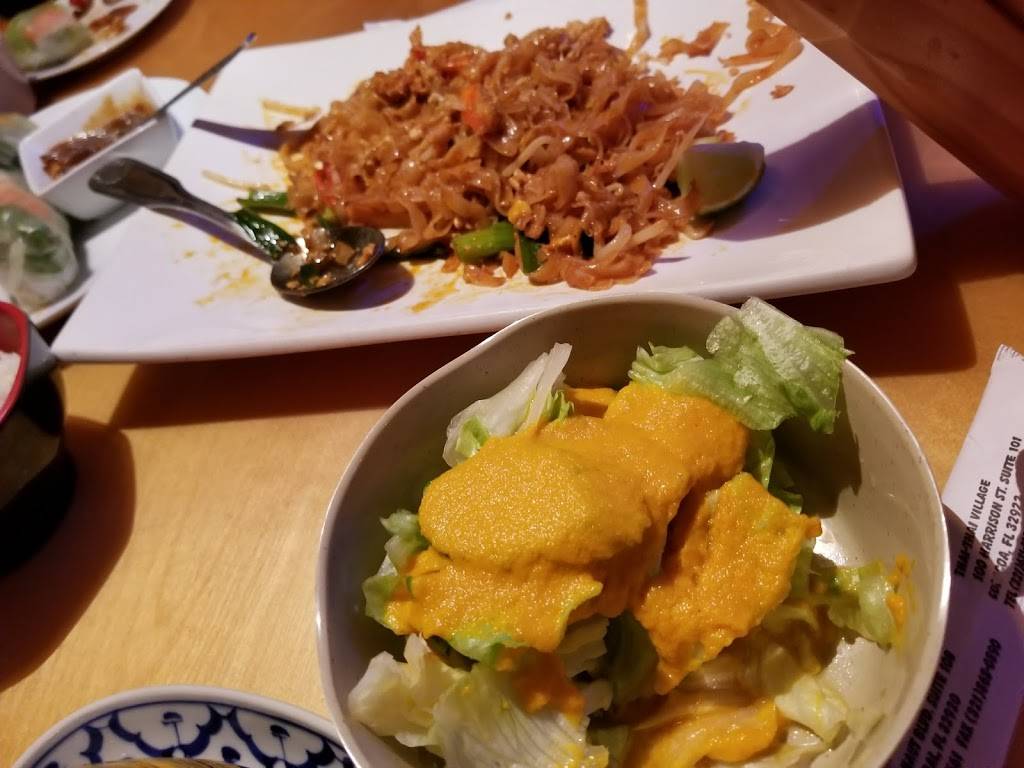 Thai Thai Restaurant & Sushi | restaurant | 8660 Astronaut Blvd Ste 108, Cape Canaveral, FL 32920, USA | 3217841561 OR +1 321-784-1561
