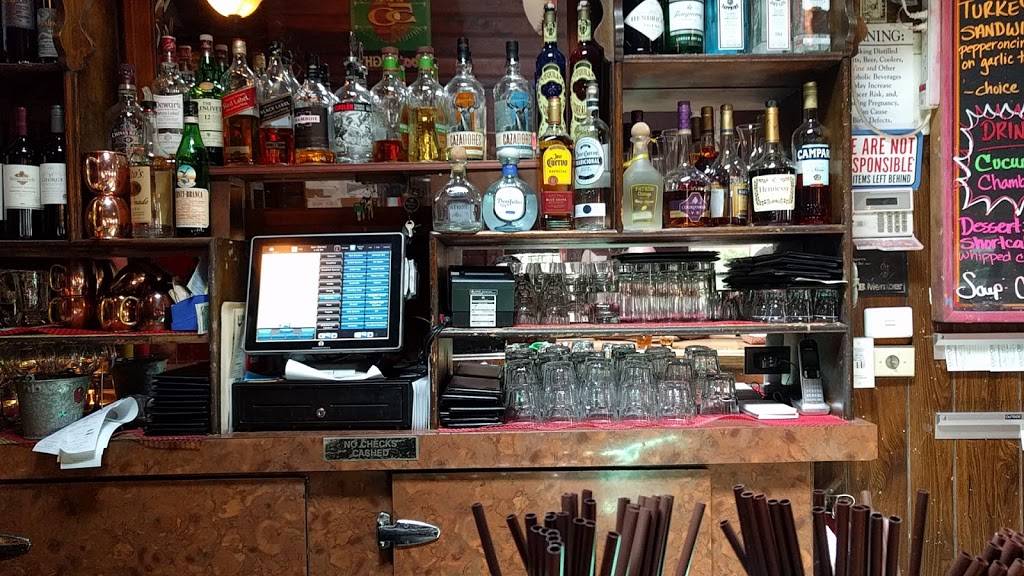 Russian River Pub | restaurant | 11829 River Rd, Forestville, CA 95436, USA | 7078877932 OR +1 707-887-7932