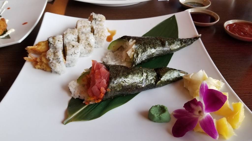 Yama sushi roll house | restaurant | 2704 N Mall Dr #101, Virginia Beach, VA 23454, USA | 7572268558 OR +1 757-226-8558