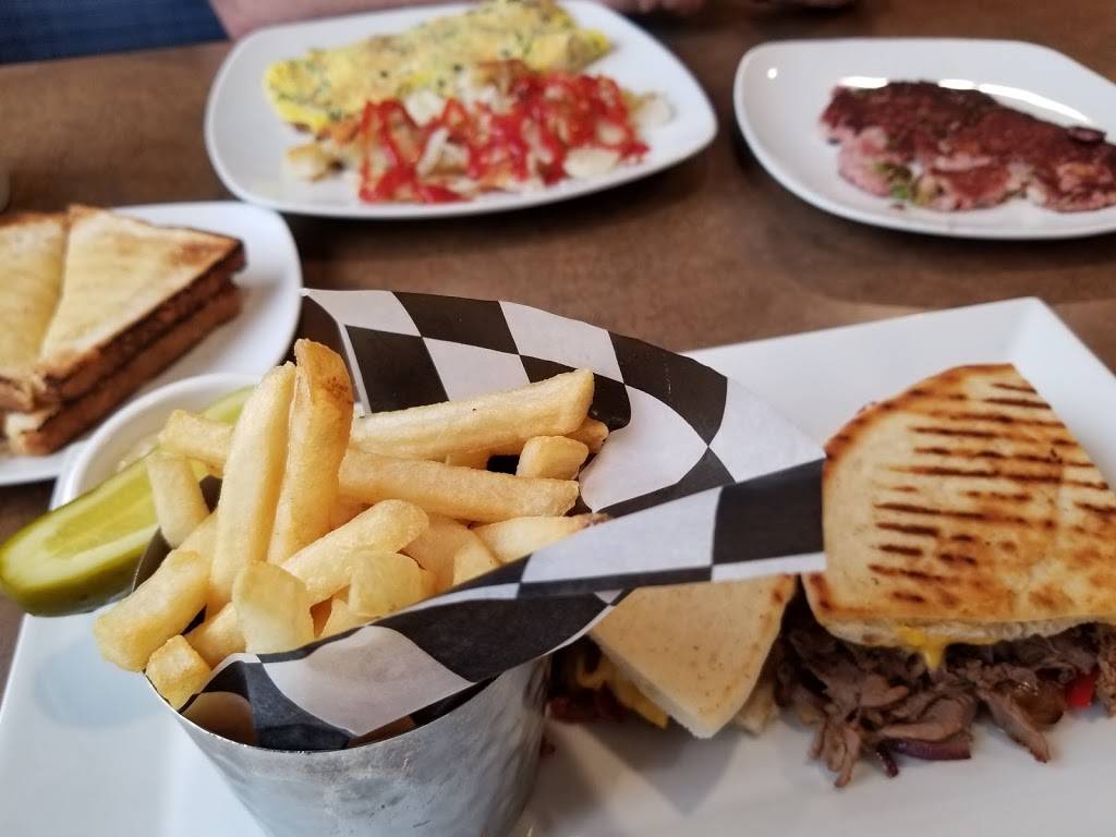 River Edge Diner | restaurant | 516 Kinderkamack Rd, River Edge, NJ 07661, USA | 2012624976 OR +1 201-262-4976