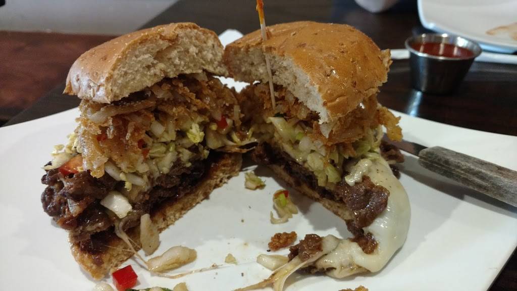 Big Basin Burger Bar | restaurant | 14413 Big Basin Way, Saratoga, CA 95070, USA | 4086472136 OR +1 408-647-2136