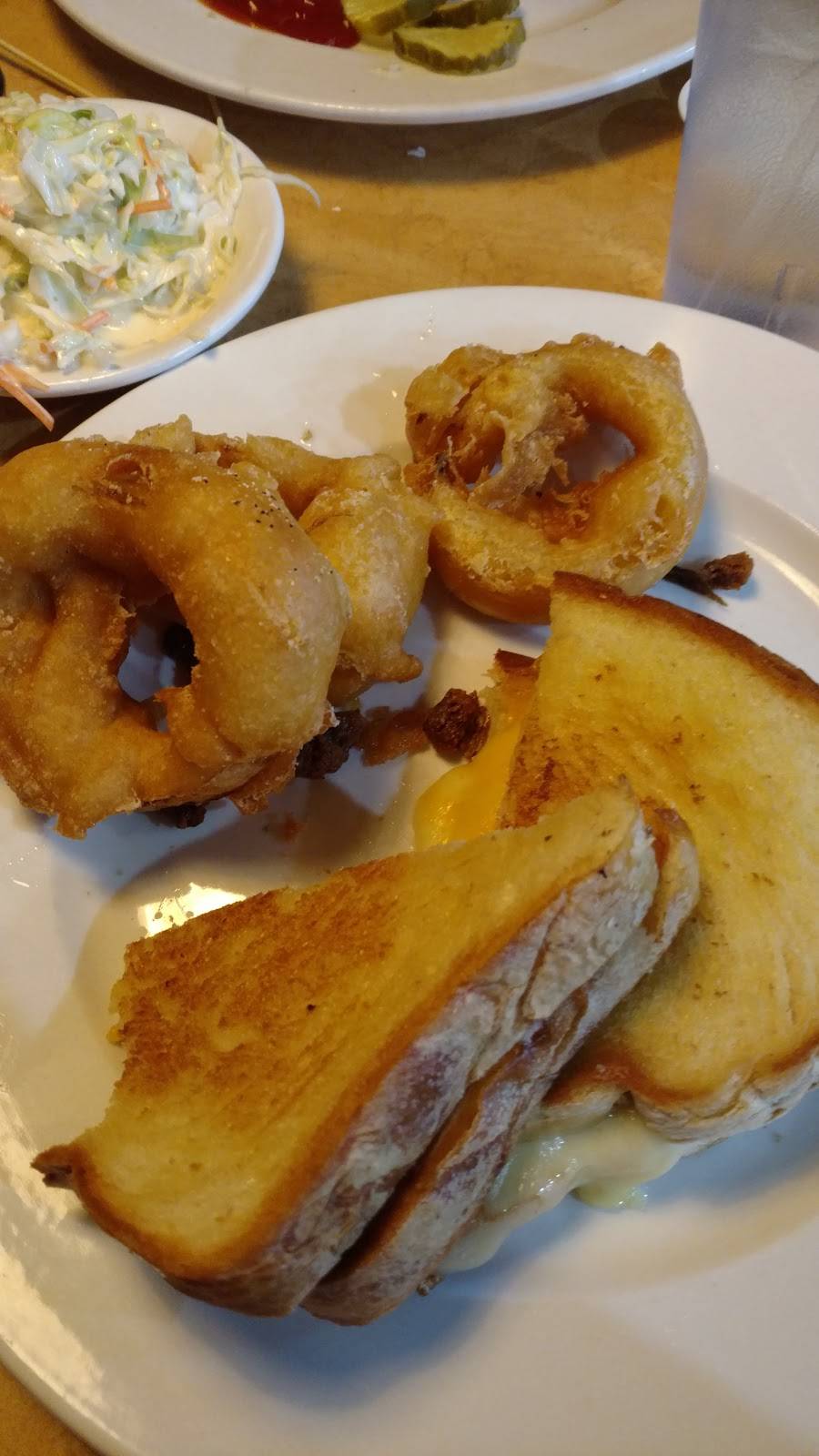 Star Diner III | restaurant | 2524 Navarre Ave # B, Oregon, OH 43616, USA | 4196912280 OR +1 419-691-2280