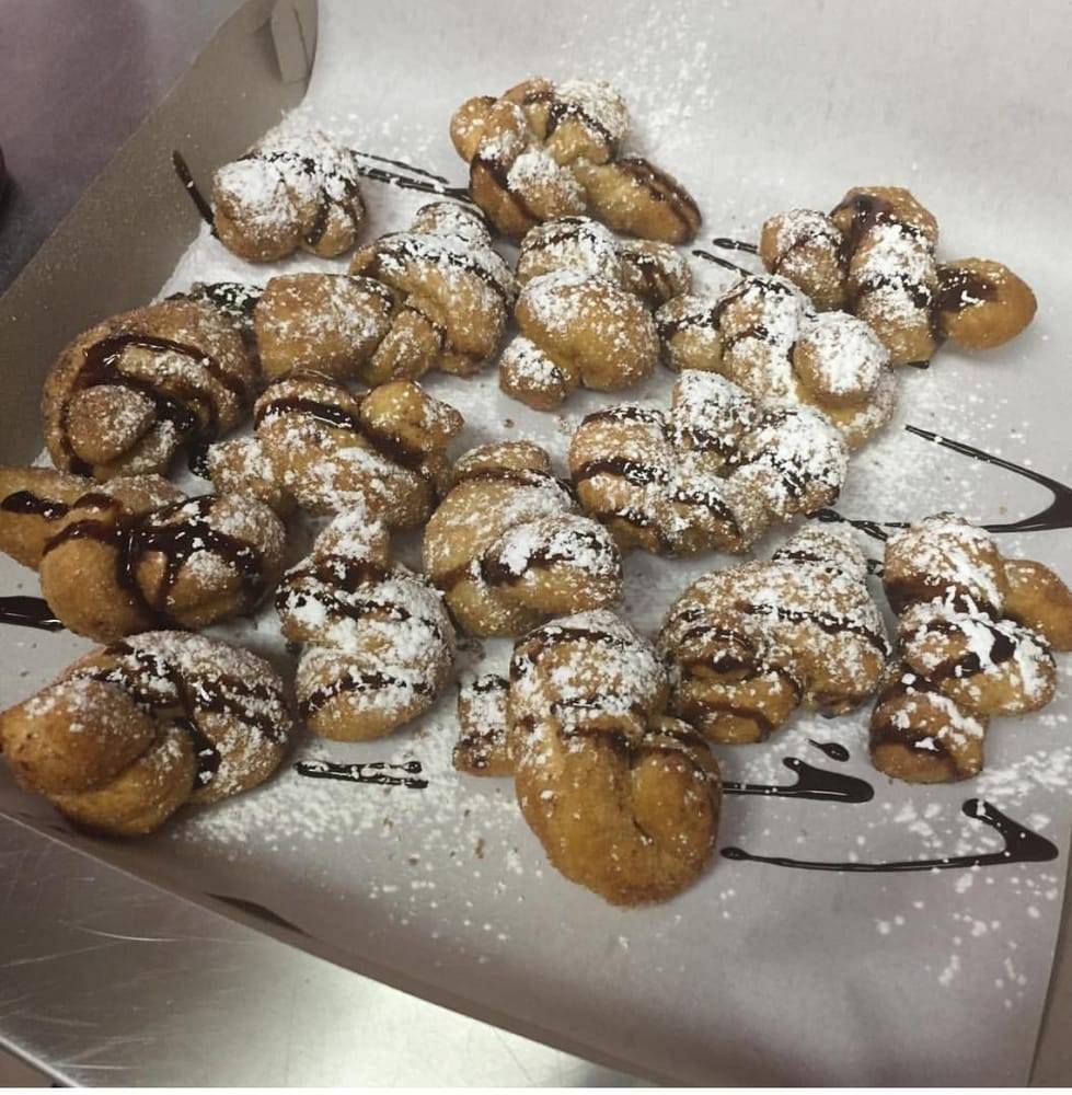 Paisanos Pizza & Catering | restaurant | 708 Portion Rd, Ronkonkoma, NY 11779, USA | 6316764588 OR +1 631-676-4588