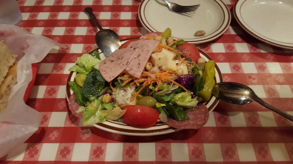 Filippis Pizza Grotto | restaurant | 645 1st St, Napa, CA 94559, USA | 7072549700 OR +1 707-254-9700