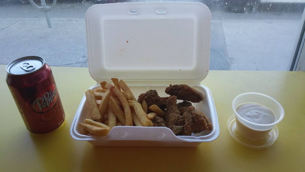 244 Pizza & Wings | restaurant | 1166 Weston Rd, York, ON M6M 4P4, Canada | 4162447777 OR +1 416-244-7777