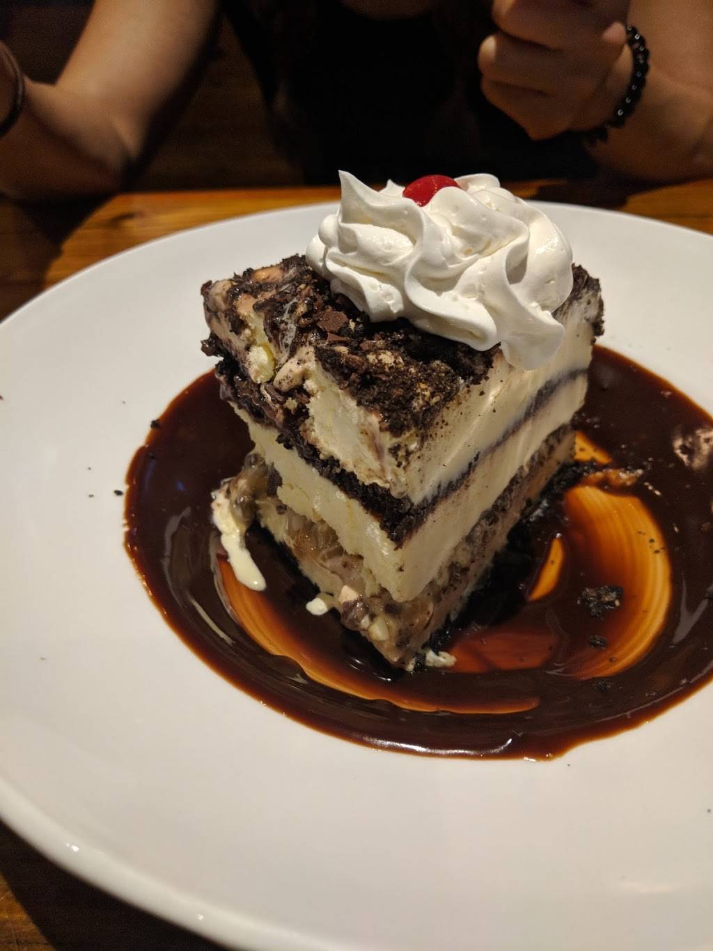 Millers Ale House - Orlando Alafaya | restaurant | 641 N Alafaya Trail, Orlando, FL 32828, USA | 4077360333 OR +1 407-736-0333