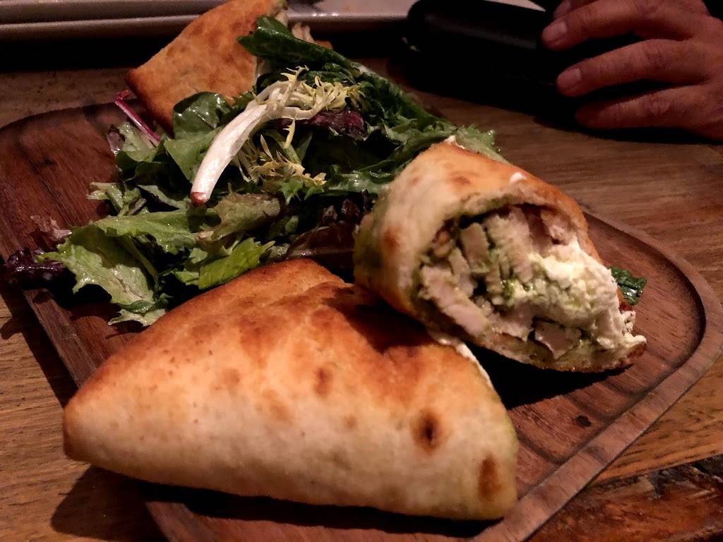 Barrique Kitchen & Wine Bar | restaurant | 69 Deer Park Ave, Babylon, NY 11702, USA | 6313211175 OR +1 631-321-1175