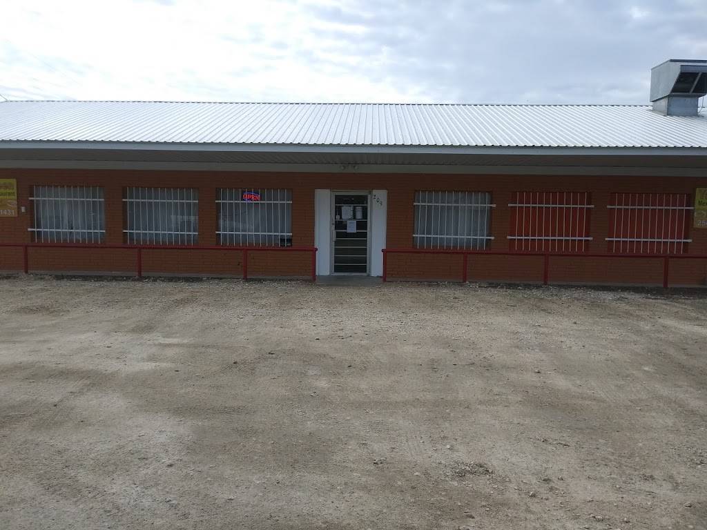 Yasmeen Mexican Restaurant | restaurant | 209 W Walnut St, Hillsboro, TX 76645, USA | 2545311431 OR +1 254-531-1431