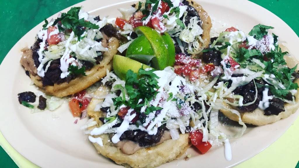 Tacos Goyo | restaurant | 647b W El Monte Way, Dinuba, CA 93618, USA | 5595965053 OR +1 559-596-5053