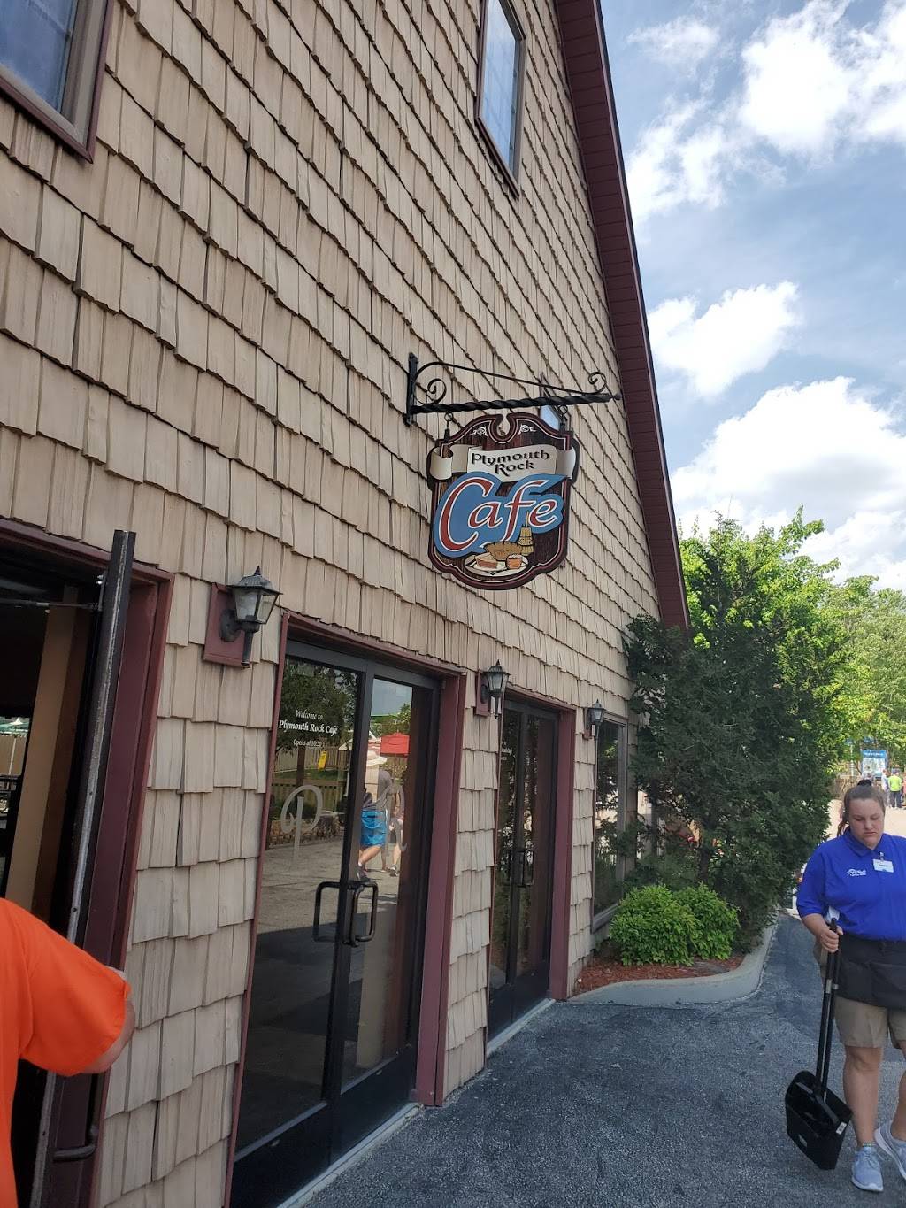 Plymouth Rock Café | restaurant | 452 E Christmas Blvd, Santa Claus, IN 47579, USA | 8129374401 OR +1 812-937-4401