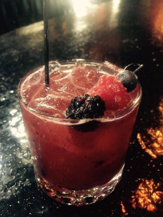 Kevins Bar & Restaurant | restaurant | 247 Wyoming Ave, Kingston, PA 18704, USA | 5702853071 OR +1 570-285-3071