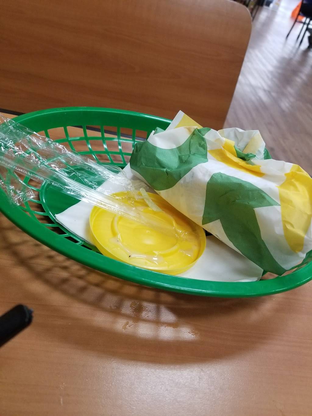 Subway Restaurants | restaurant | 3851 Airport Fwy, Fort Worth, TX 76111, USA | 8177591895 OR +1 817-759-1895