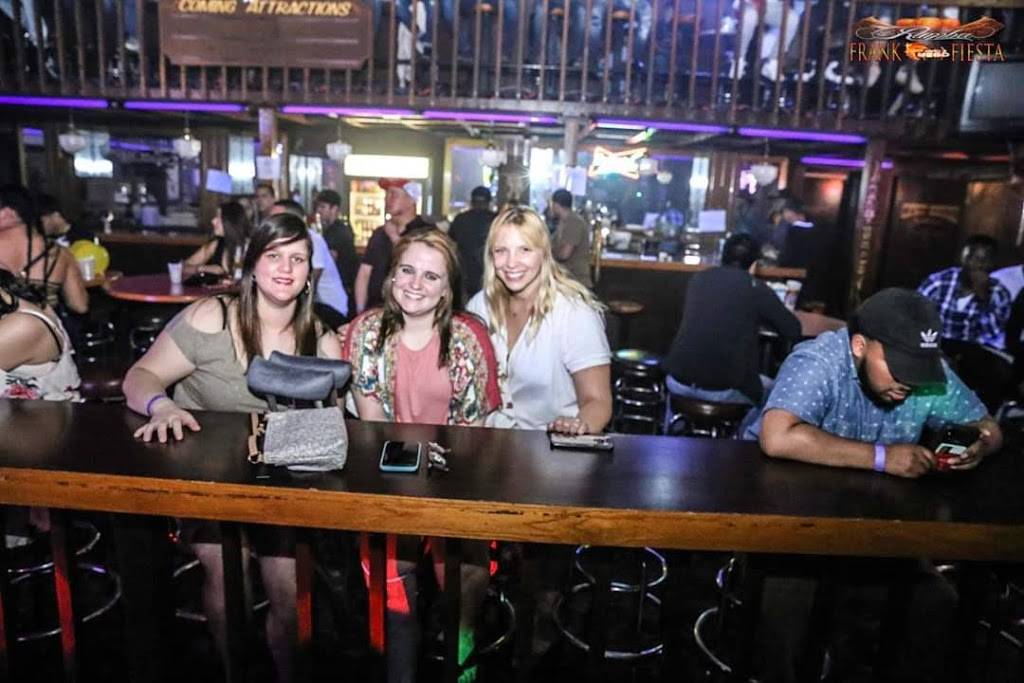 Long Branch Saloon | restaurant | 206 10th St, Worthington, MN 56187, USA | 5073766087 OR +1 507-376-6087