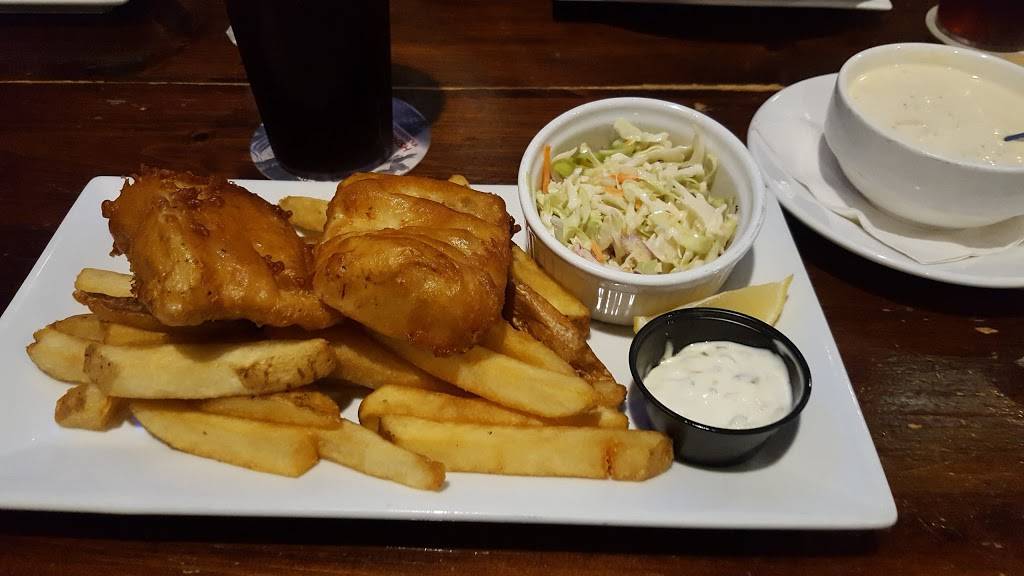 Atlantic Village | shopping mall | 953-990 Atlantic Blvd, Atlantic Beach, FL 32233, USA | 9045987000 OR +1 904-598-7000