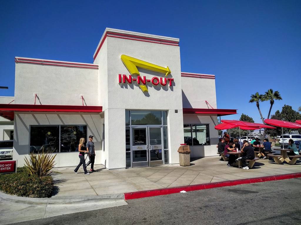 In-N-Out Burger | restaurant | 550 Newhall Dr, San Jose, CA 95110, USA | 8007861000 OR +1 800-786-1000