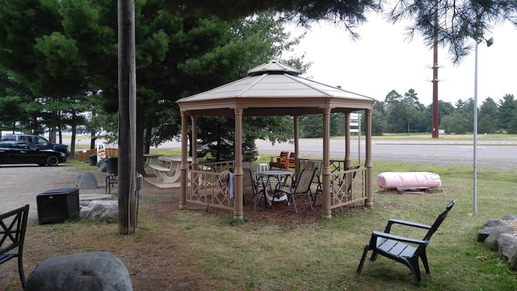 Hoggie Doggies | restaurant | 8803 WI-47, Woodruff, WI 54568, USA | 7153565938 OR +1 715-356-5938