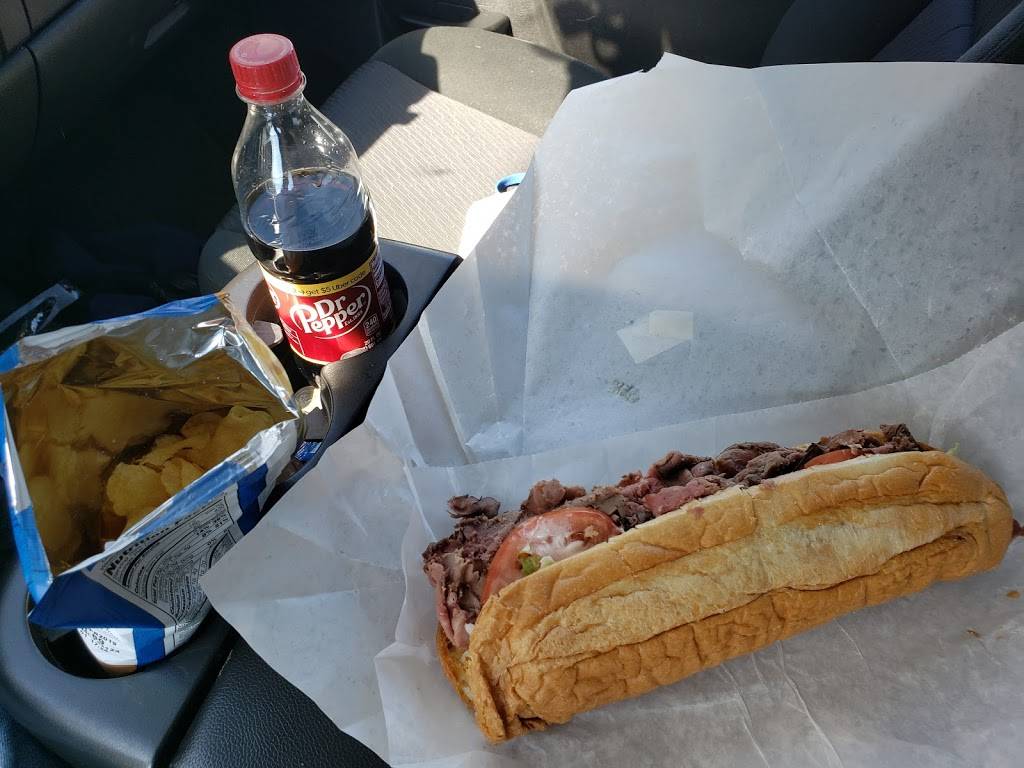 Giovannis Roast Beef & Pizza | restaurant | 209 W River Rd Unit 8, Hooksett, NH 03106, USA | 6039359820 OR +1 603-935-9820