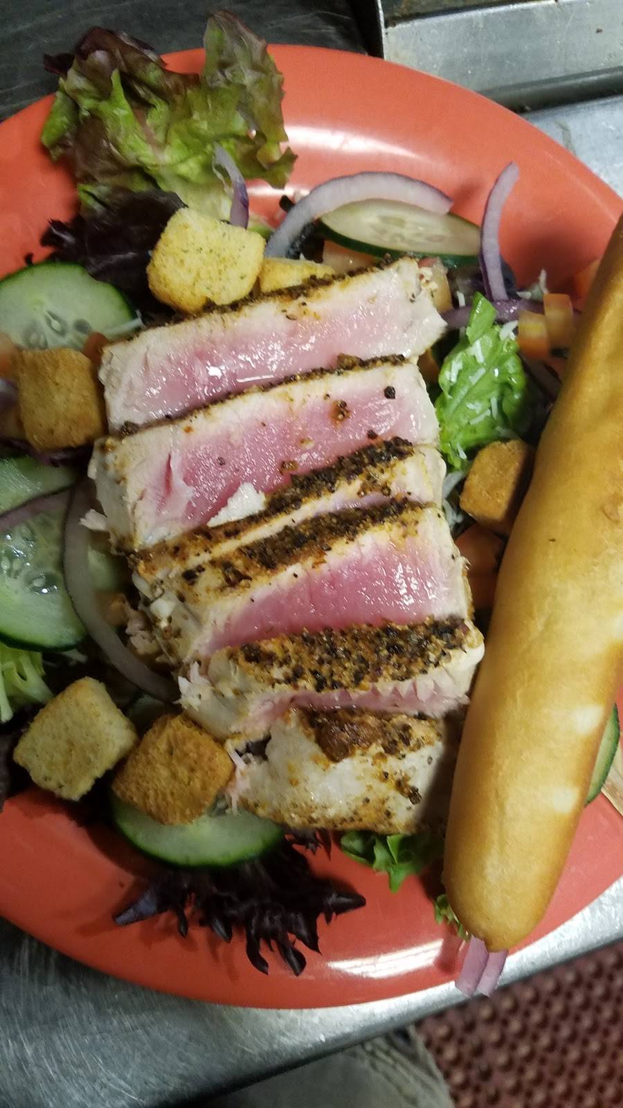 Sidekicks Bar & Grill | restaurant | 930 Main Ave, De Pere, WI 54115, USA | 9203369556 OR +1 920-336-9556