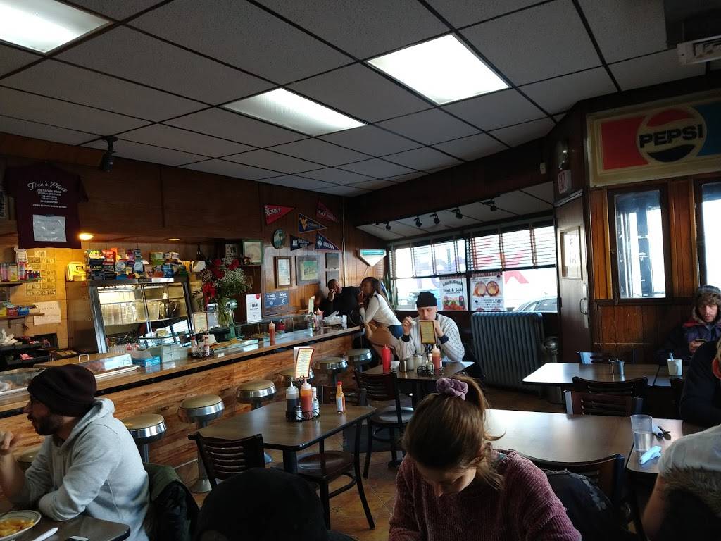 Tinas Place | restaurant | 1002 Flushing Ave, Brooklyn, NY 11206, USA | 7184976890 OR +1 718-497-6890