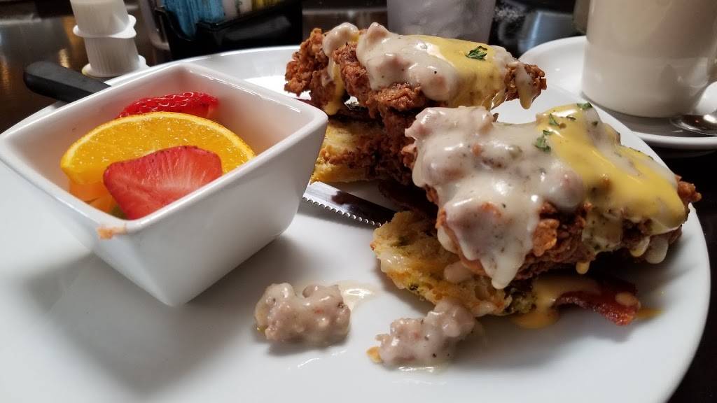 Christinas Bistro | restaurant | 110 N Houston St, Granbury, TX 76048, USA | 8175791707 OR +1 817-579-1707