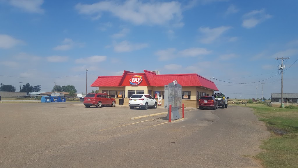 Dairy Queen | restaurant | 1102 US-60, Friona, TX 79035, USA | 8062470916 OR +1 806-247-0916