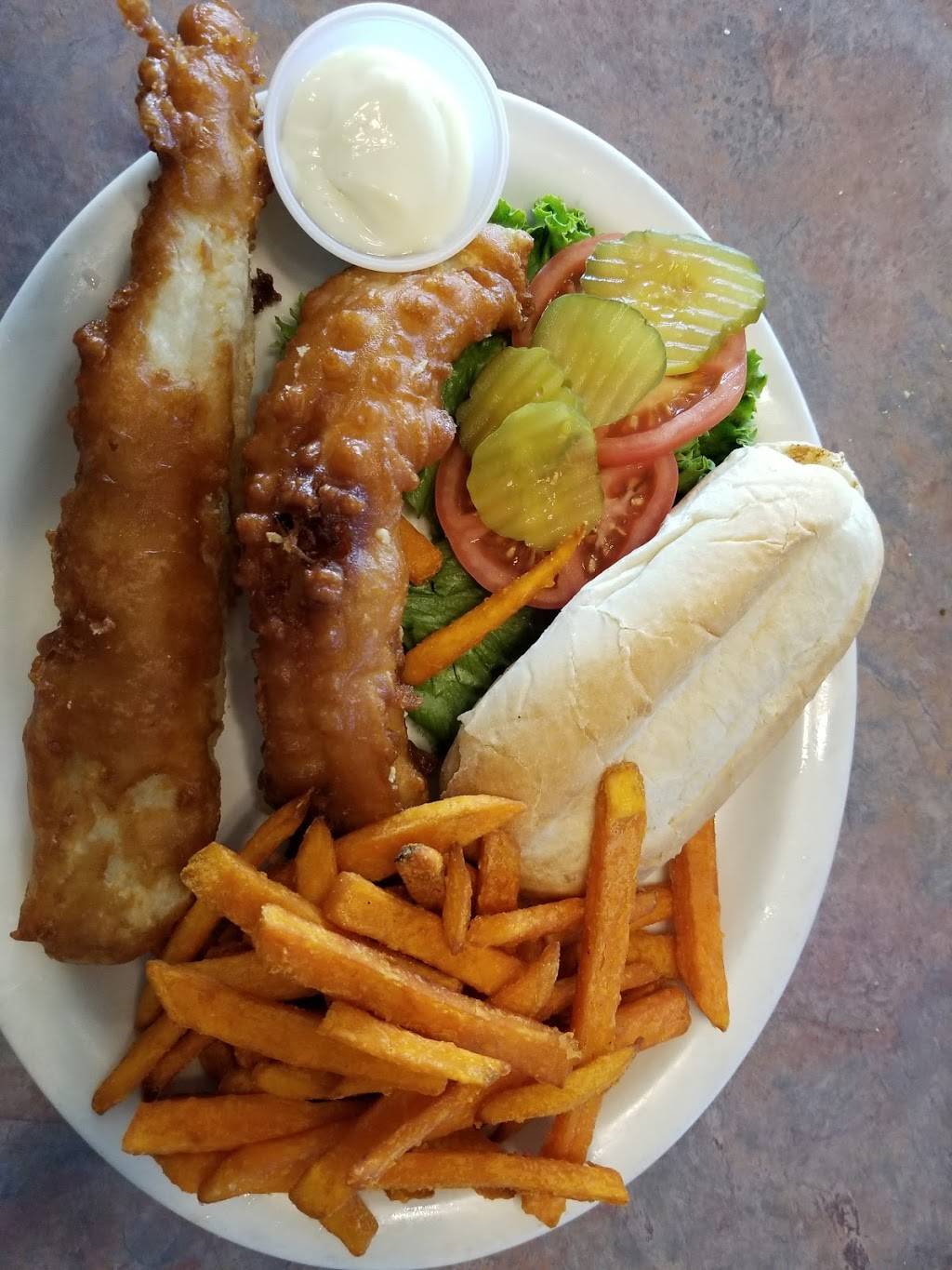 Rockin R Restaurant | restaurant | 201 Antelope Blvd, Red Bluff, CA 96080, USA | 5305282360 OR +1 530-528-2360