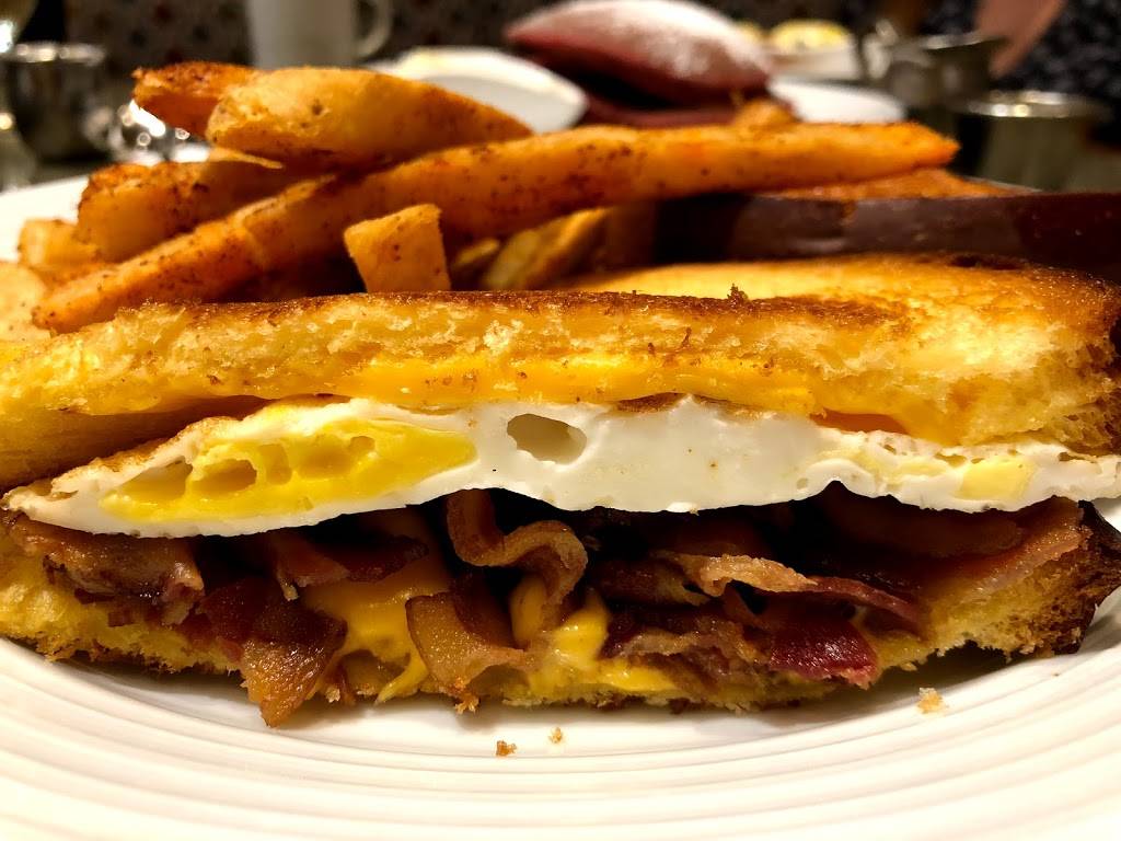 Avenue Café | restaurant | MGM Grand, 3799 S Las Vegas Blvd, Las Vegas, NV 89109, USA | 7028917335 OR +1 702-891-7335