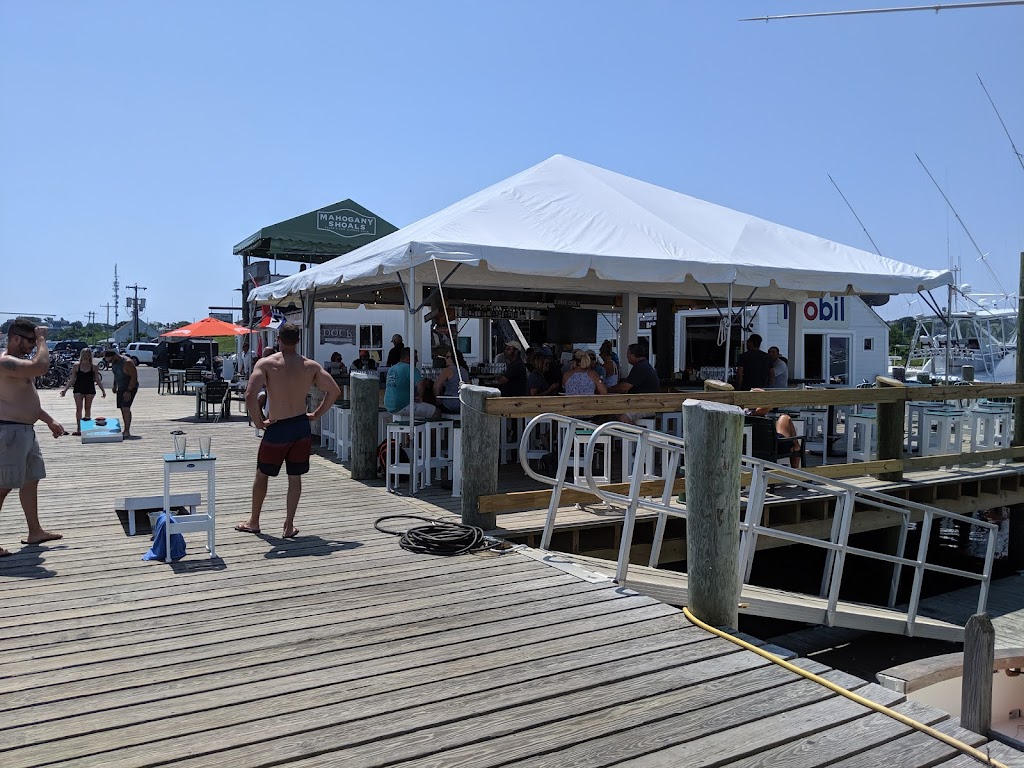 Rebeccas Dockside Paynes Dock | restaurant | 111 Ocean Ave, New Shoreham, RI 02807, USA | 4014662599 OR +1 401-466-2599