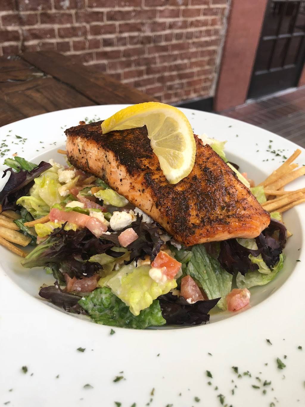 Metro Ale House & Grill | restaurant | 197 E 2nd St, Pomona, CA 91766, USA | 9095654114 OR +1 909-565-4114