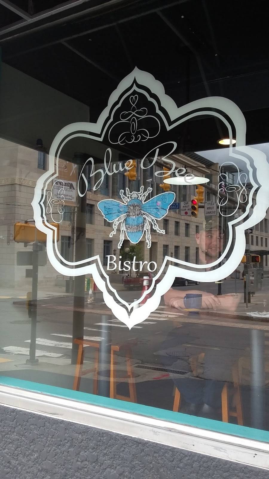 Blue Bee Bistro | restaurant | 501 Linden St, Scranton, PA 18503, USA | 5709036320 OR +1 570-903-6320