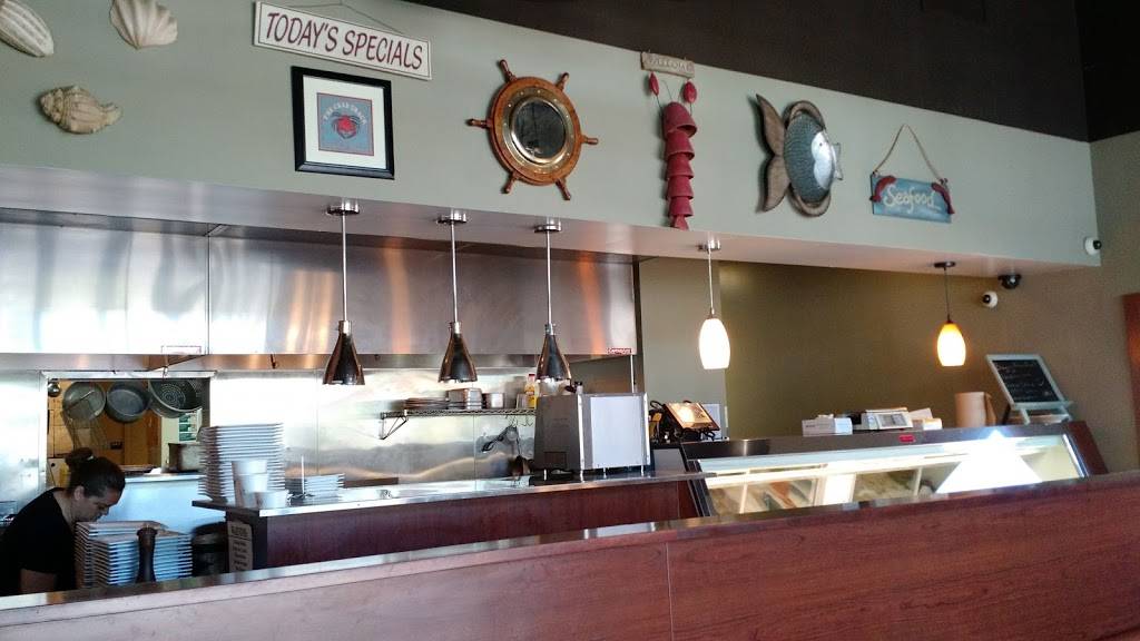 Fins Market & Grill | restaurant | 8680 Sierra College Blvd #195, Roseville, CA 95661, USA | 9167835200 OR +1 916-783-5200