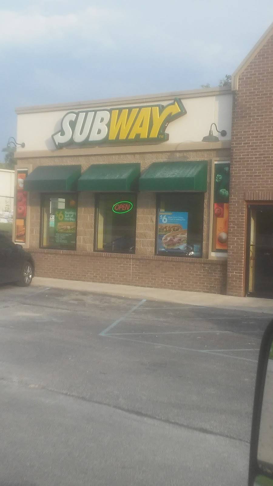 Subway Restaurants | restaurant | 9199 A State Rd 101, Brookville, IN 47012, USA | 7656473838 OR +1 765-647-3838