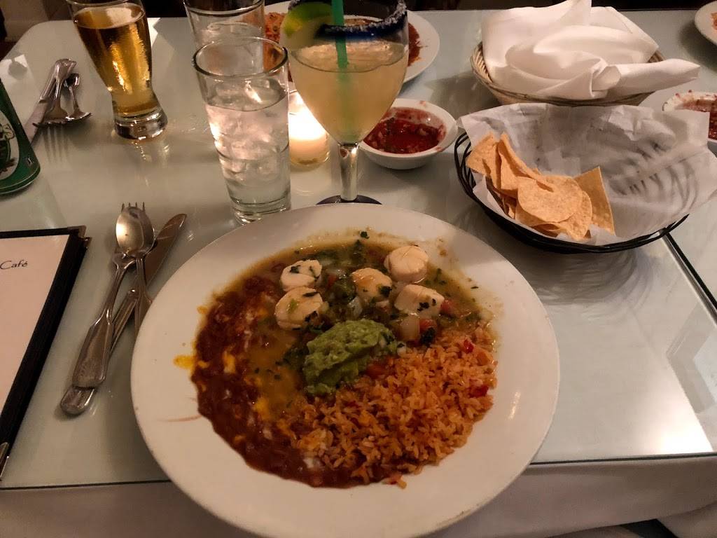 La Playa Azul Cafe | restaurant | 914 Santa Barbara St, Santa Barbara, CA 93101, USA | 8059662860 OR +1 805-966-2860